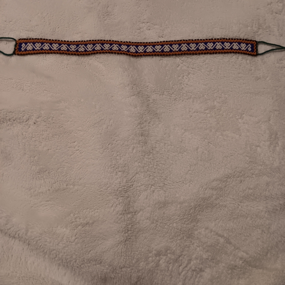 Handmade, Beaded  with Geometric Pattern. - Picture 6 of 6